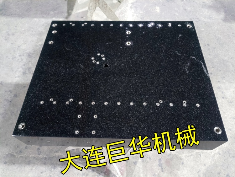 大理石底板上面的螺絲扭力多大的？